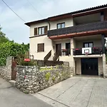 Apartma S *