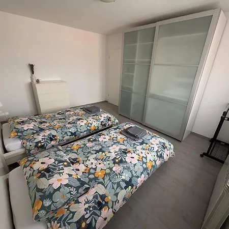 Apartma S Apartman *
