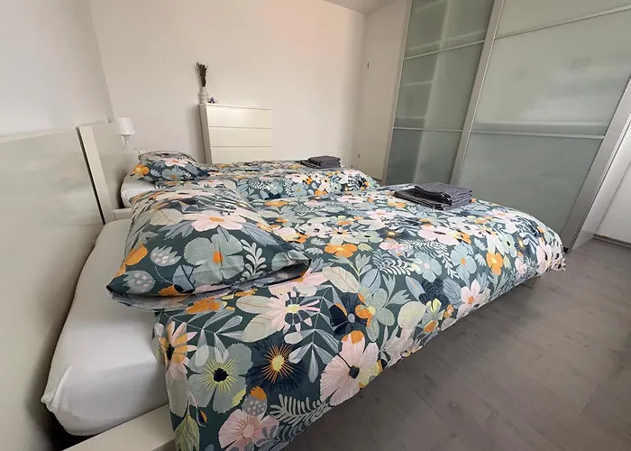 Apartma S Apartament *